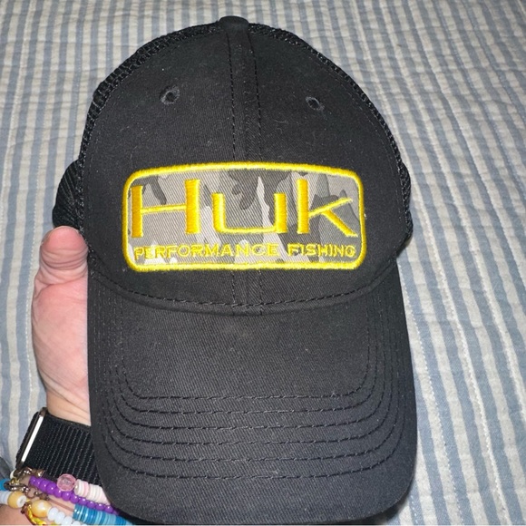 HUK Performance Fishing Gear Hat Mens Snap Back Adjustable Black Mesh Trucker - Picture 7 of 7